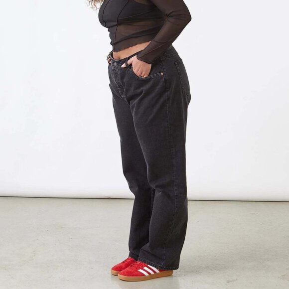 Women's Black Jeans - Picture 2 of 3